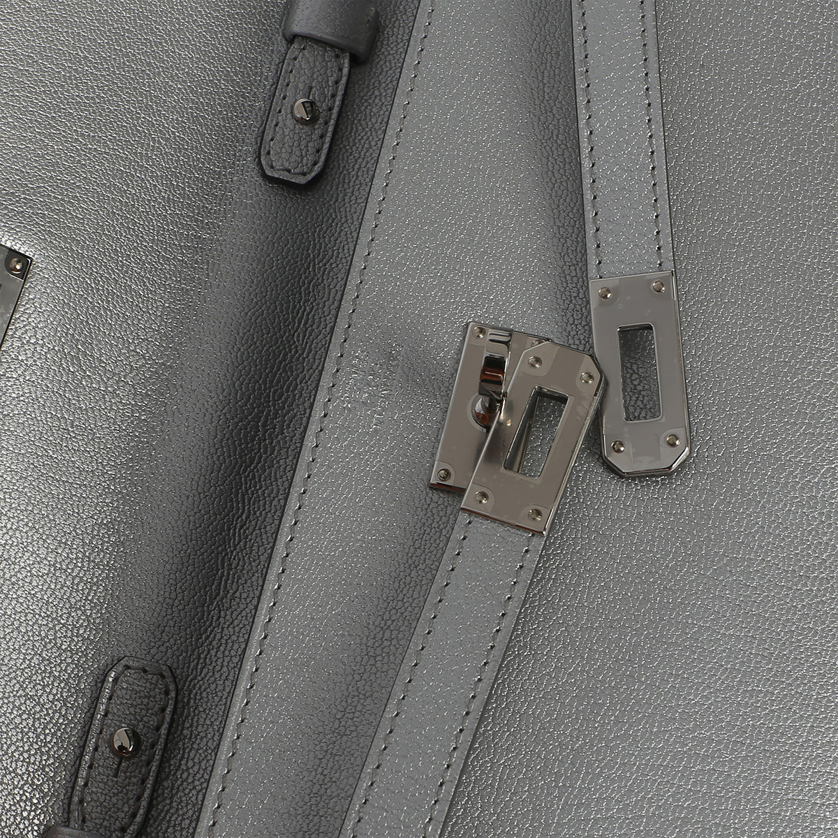 Hermès Argent Metallic Chevre Chamkilight Kelly Wallet To Go PHW Wallet 9