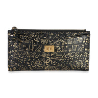 Chanel Black Gold Calfskin Crocodile Embossed Graffiti 2.55 Cocodile Reissue Zip Handbag fv
