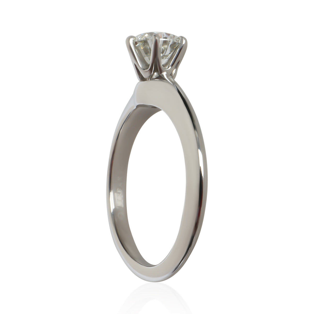 Tiffany & Co. 0.82 ct Round Brilliant Diamond Engagement Ring 2