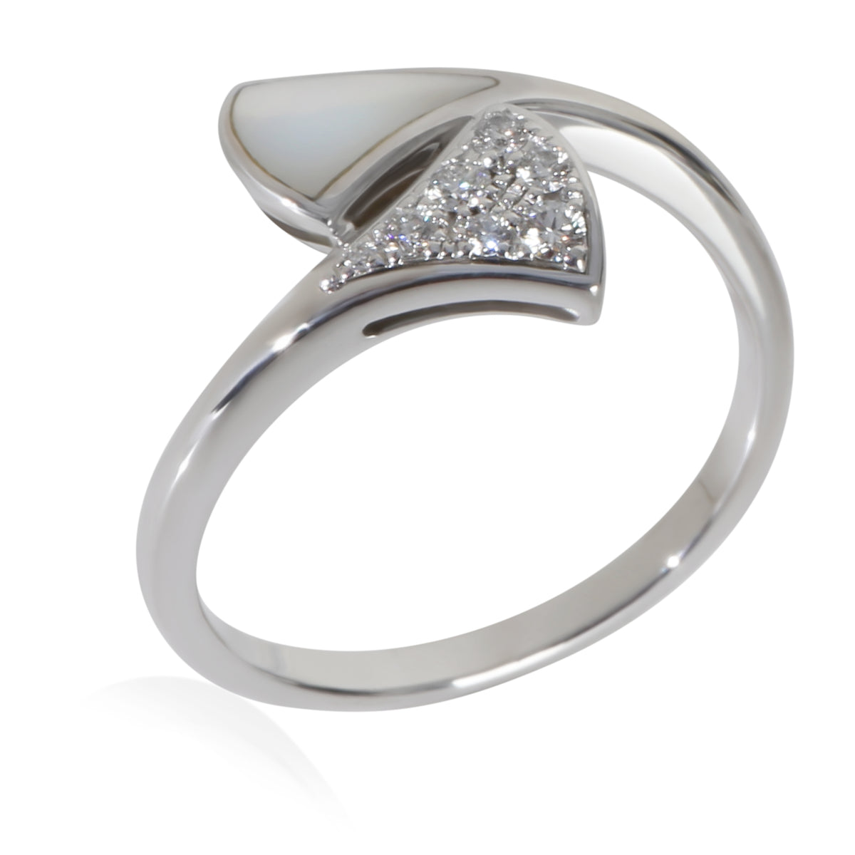 BVLGARI White Gold Mother Of Pearl and Diamond Diva's Dream Ring 4
