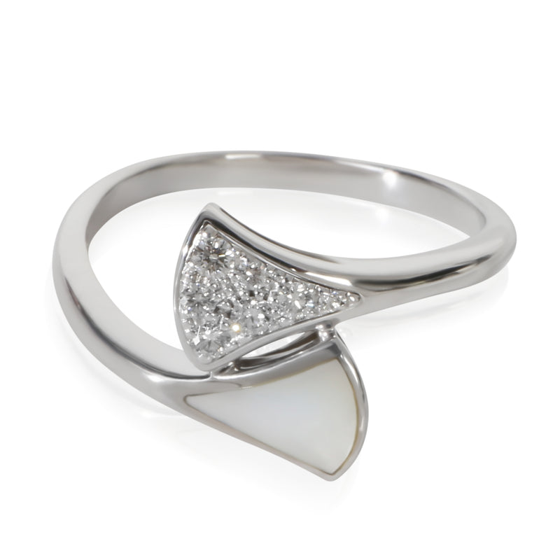 BVLGARI White Gold Mother Of Pearl and Diamond Diva's Dream Ring fv