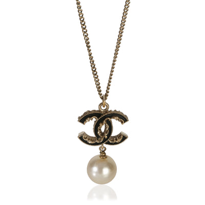 Chanel Gold Plated 2014 Black Enamel CC Pendant fv