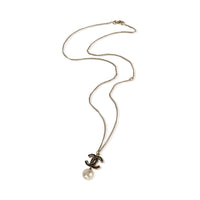 Chanel Gold Plated 2014 Black Enamel CC Pendant 3