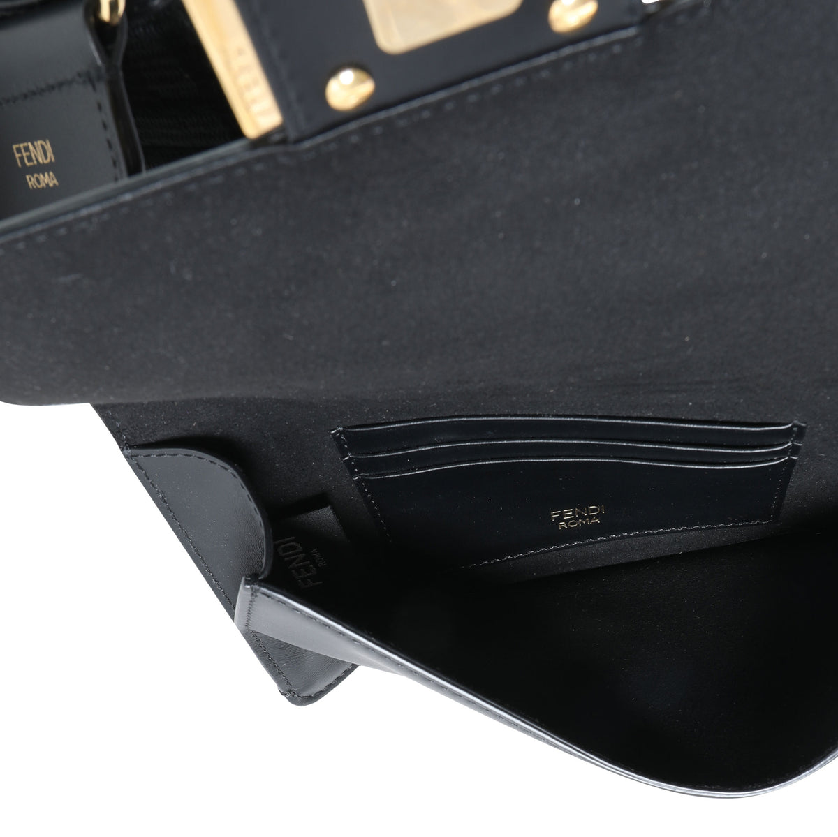 Fendi Black Calfskin Mini Flat Baguette with Strap Handbag av