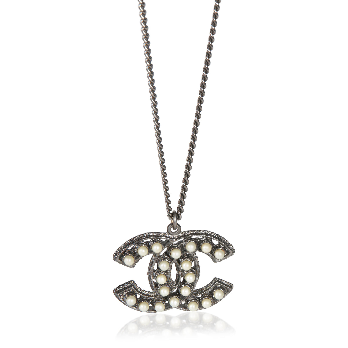 Chanel 2014 Faux Pearl CC Pendant fv