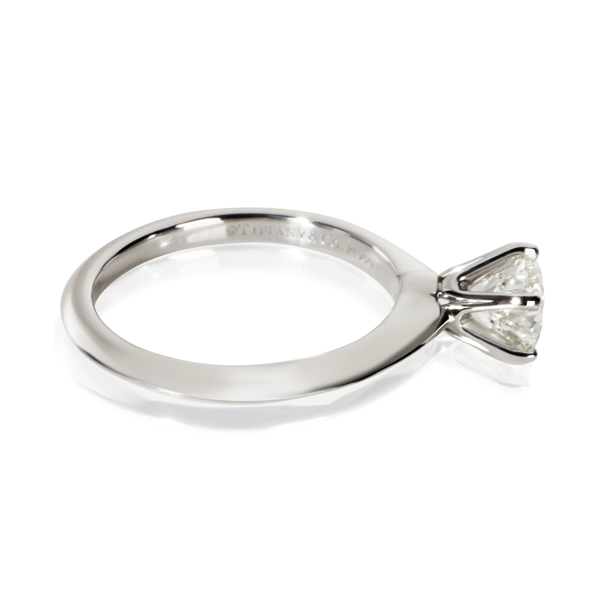 Tiffany & Co. 0.9 ct Round Brilliant Diamond Engagement Ring 2