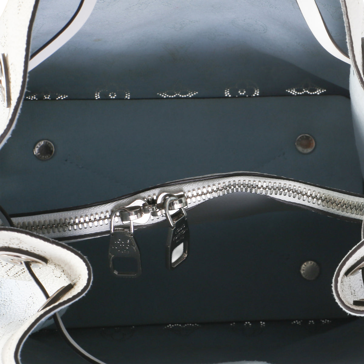 Louis Vuitton Bleu Degrade Monogram Mahina Muria Handbag 8