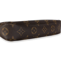 Louis Vuitton Monogram Canvas Chain Pochette Accessories NM Handbag 7