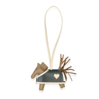 Hermès Beige Marfa Craie Vert Mangrove Milo Lambskin Grigri Rodeo Robeo Coeur PM fv