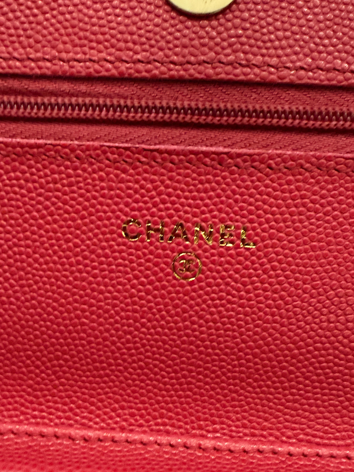 Chanel Dark Pink Quilted Caviar Wallet On Chain Handbag ad3