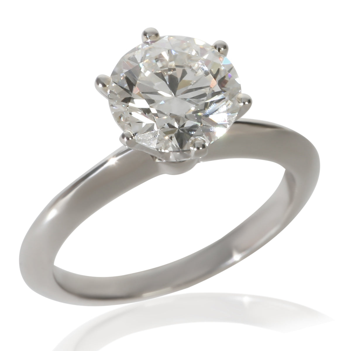 Tiffany & Co. 2.01 ct Round Brilliant Diamond Engagement Ring clasp