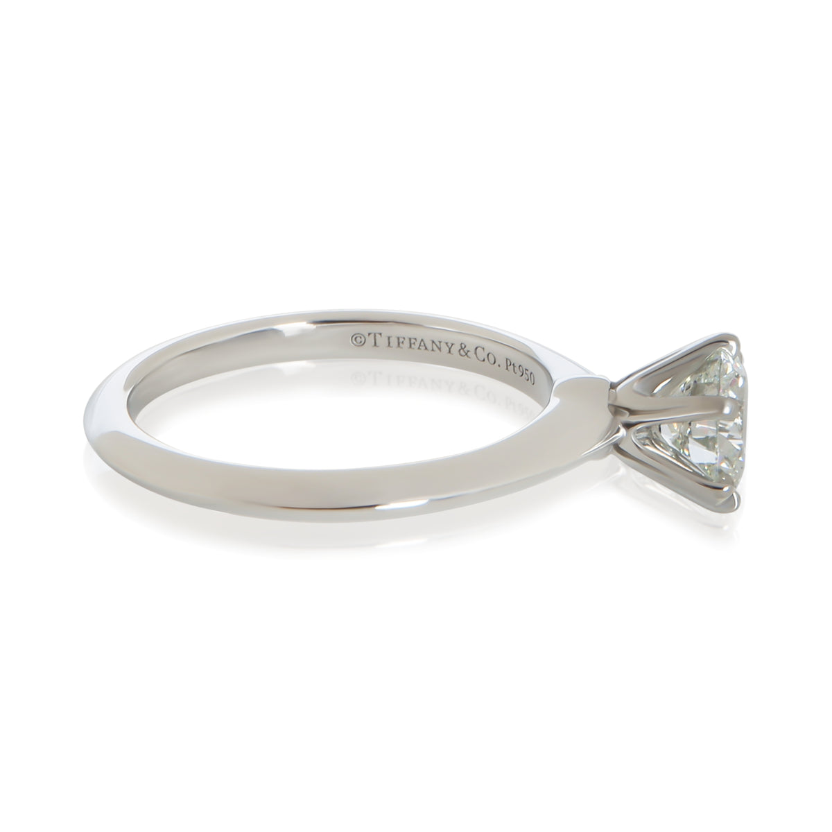 Tiffany & Co. 0.96 ct Round Brilliant Diamond Engagement Ring 3