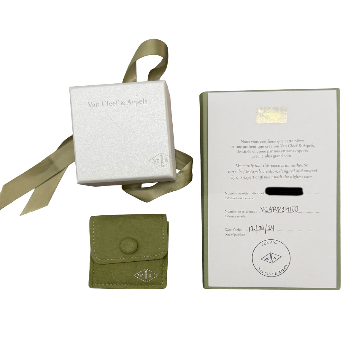 Van Cleef & Arpels Yellow Gold Diamond Mini Model Frivole Bracelet box