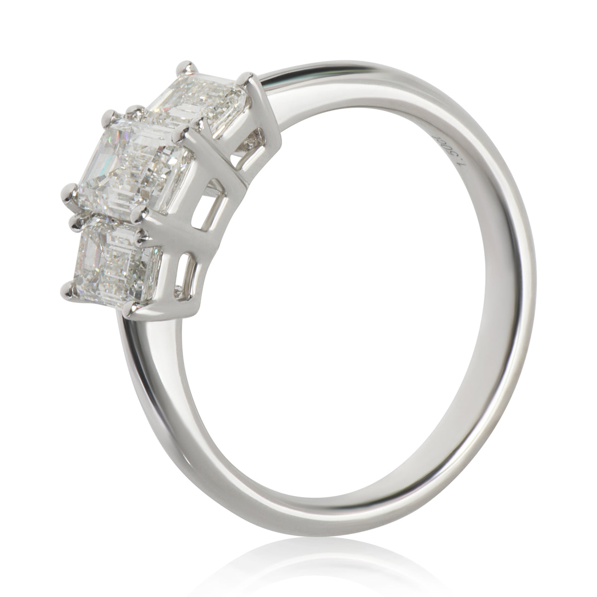 0.7 ct Emerald Diamond Engagement Ring