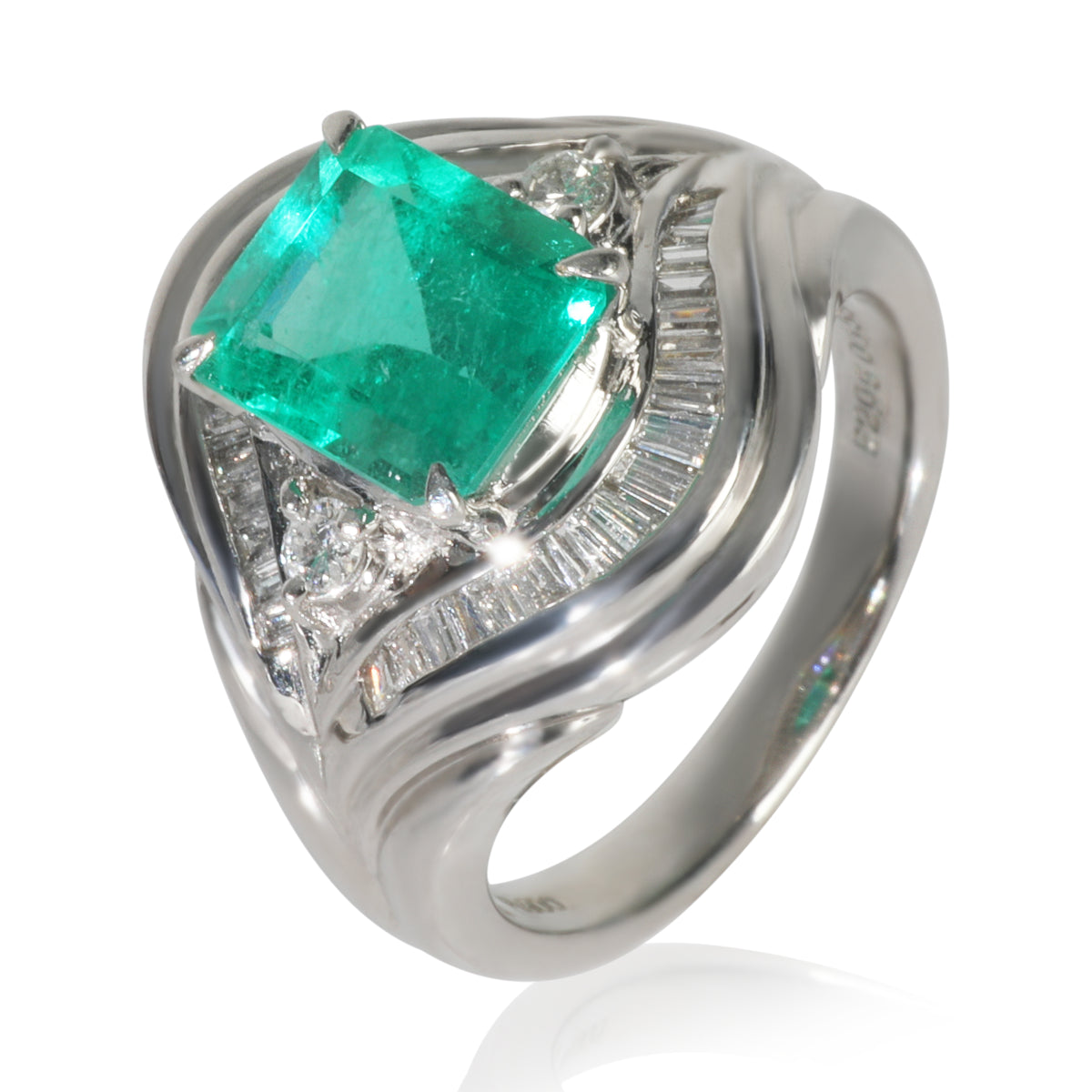 Platinum Emerald and Diamond Vintage Cocktail Ring