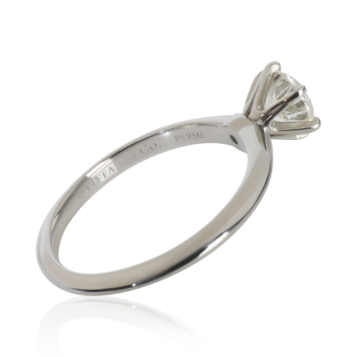 0.88 ct Round Brilliant Diamond Engagement Ring