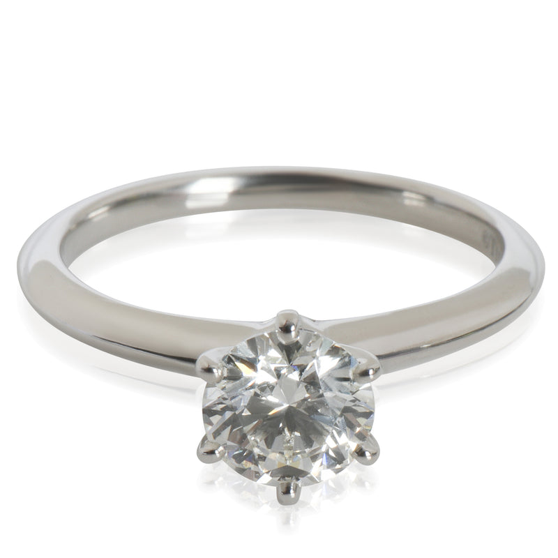 0.88 ct Round Brilliant Diamond Engagement Ring