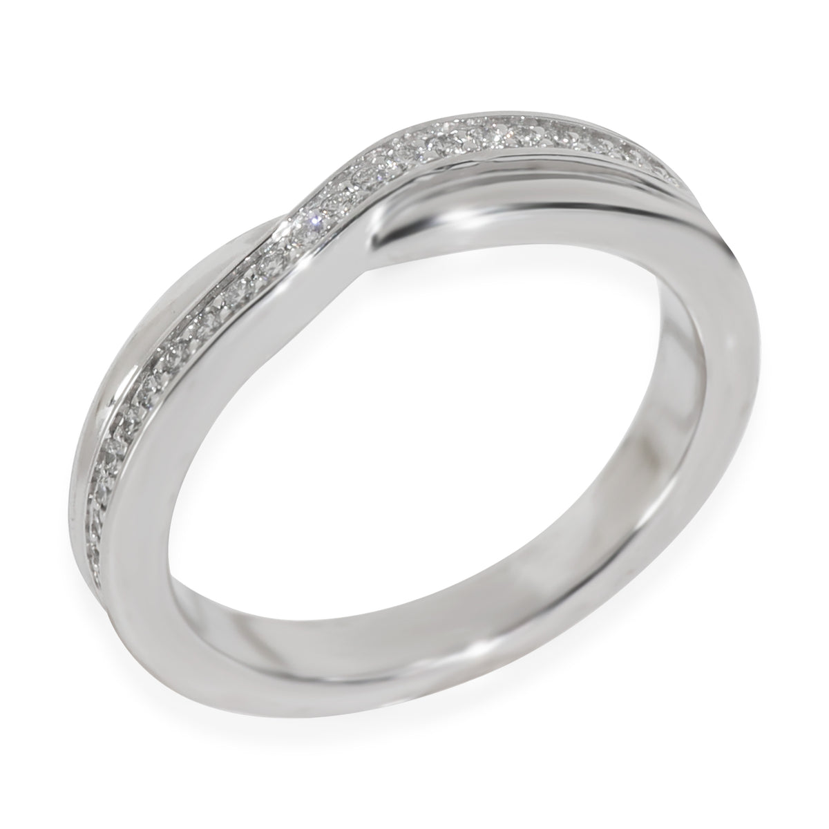 Platinum Diamond Tryst Single Row Pave Diamond Band