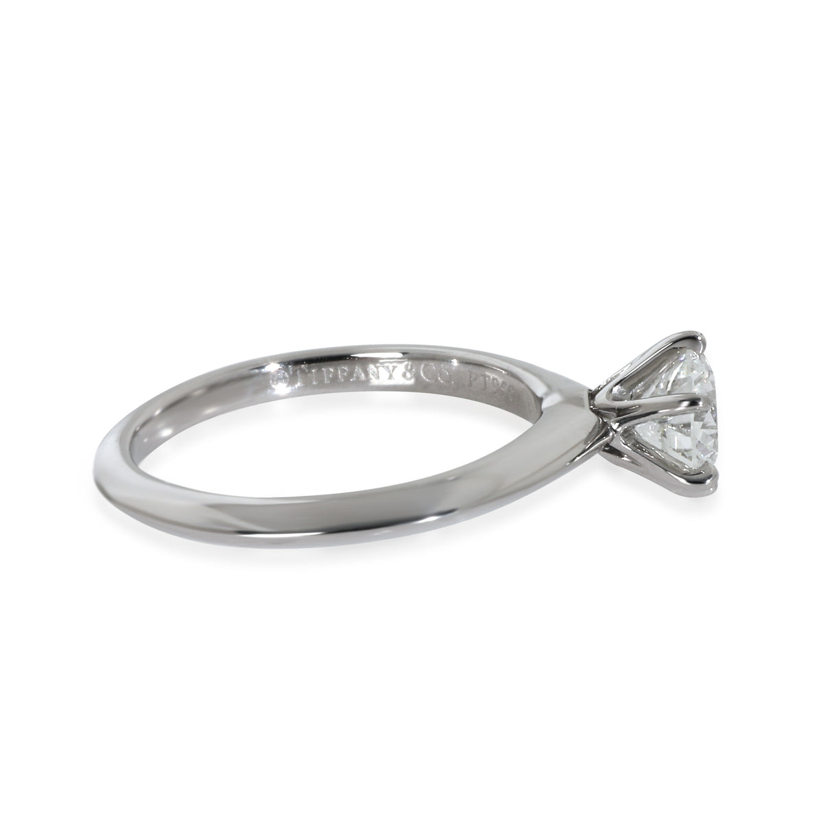 0.77 ct Round Brilliant Diamond Engagement Ring