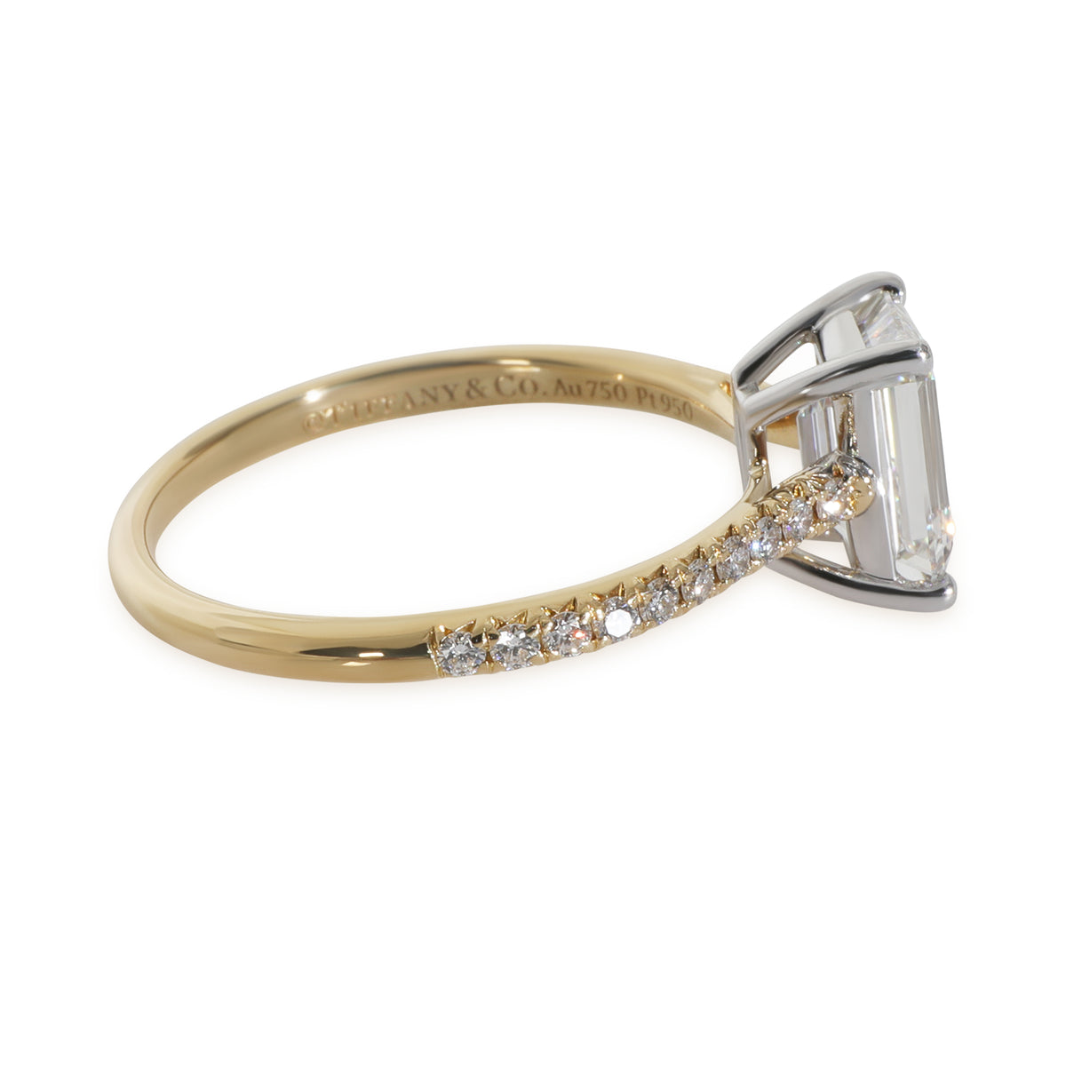 1.51 ct Emerald Diamond Novo Engagement Ring