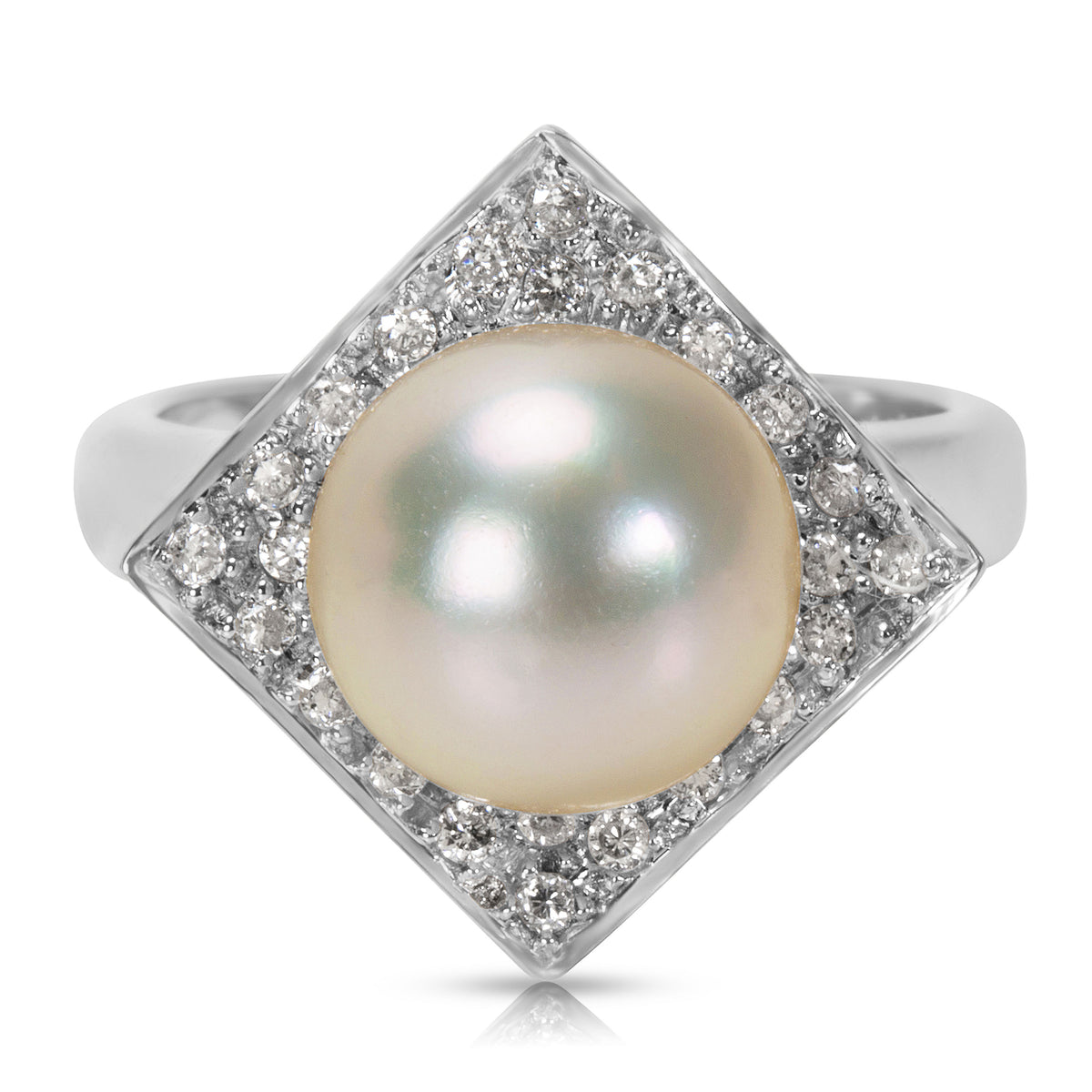 Pearl & Diamond Cocktail Ring in 18K White Gold (0.25 CTW)
