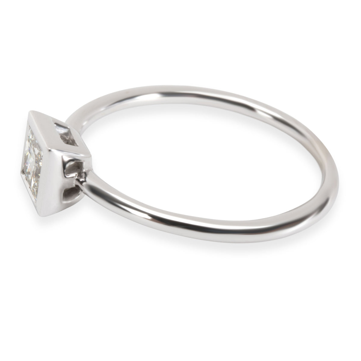 GIA Certified Bezel Set Princess cut Stackable Ring in 14KT Gold E VVS2 0.50 Ct
