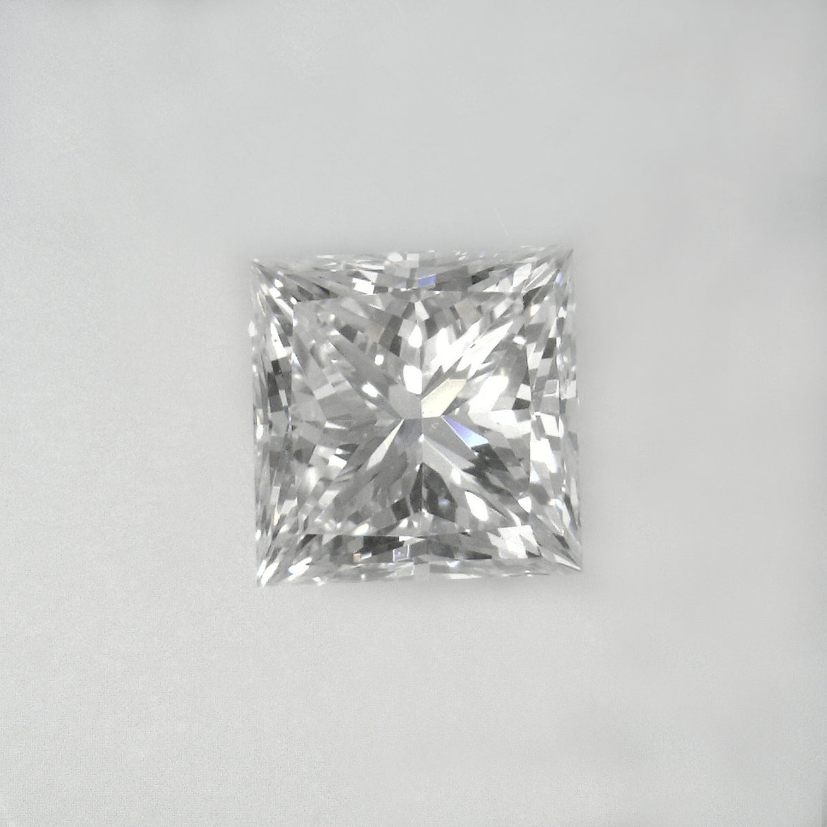 Certified  cut,  color,  clarity, 1.8 Ct Loose Diamonds