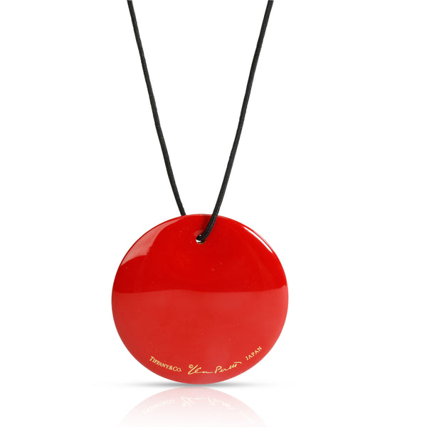 Tiffany & Co. Elsa Peretti Round pendant in red lacquer over Japanese  hardwood – myGemma| Item #100671