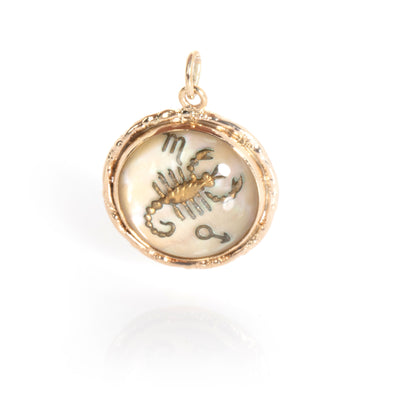 Vintage Cancer Zodiac Charm in 14K Yellow Gold