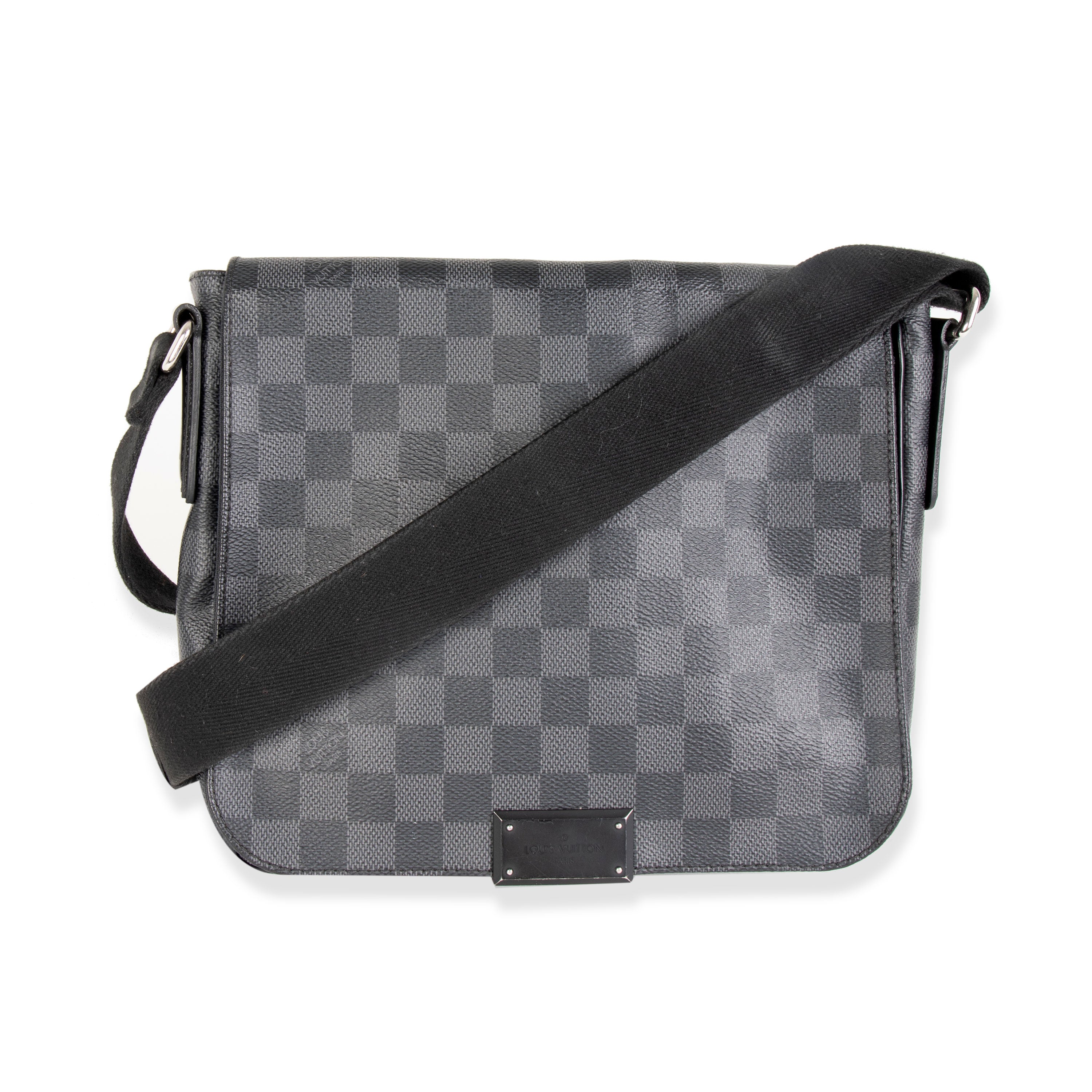 Louis Vuitton Damier Graphite District PM Messenger Bag myGemma DE Item 105503