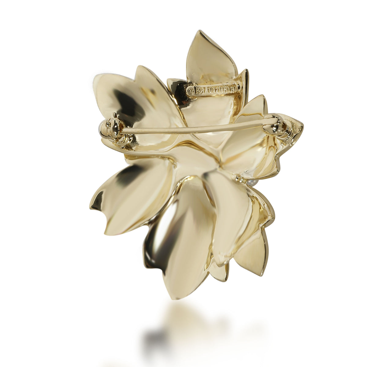 Tiffany & Co. Vintage 6 Leaved Brooch with Pearl Cluster in 18K Yellow Gold