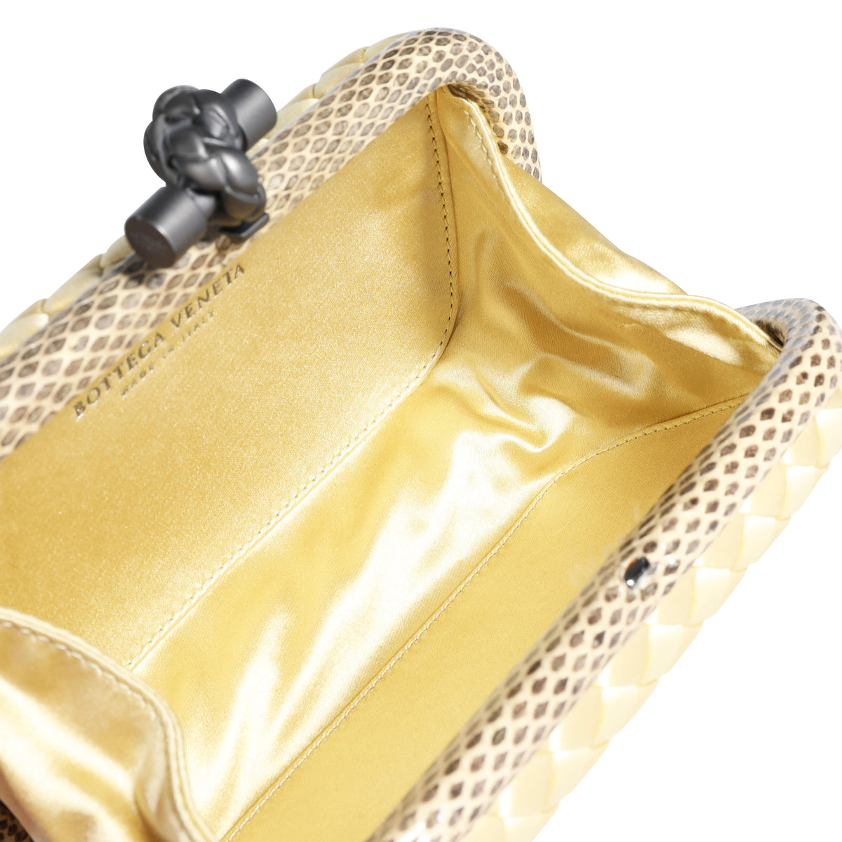 Bottega Veneta Knot Intrecciato Metallic Leather Clutch In Gold