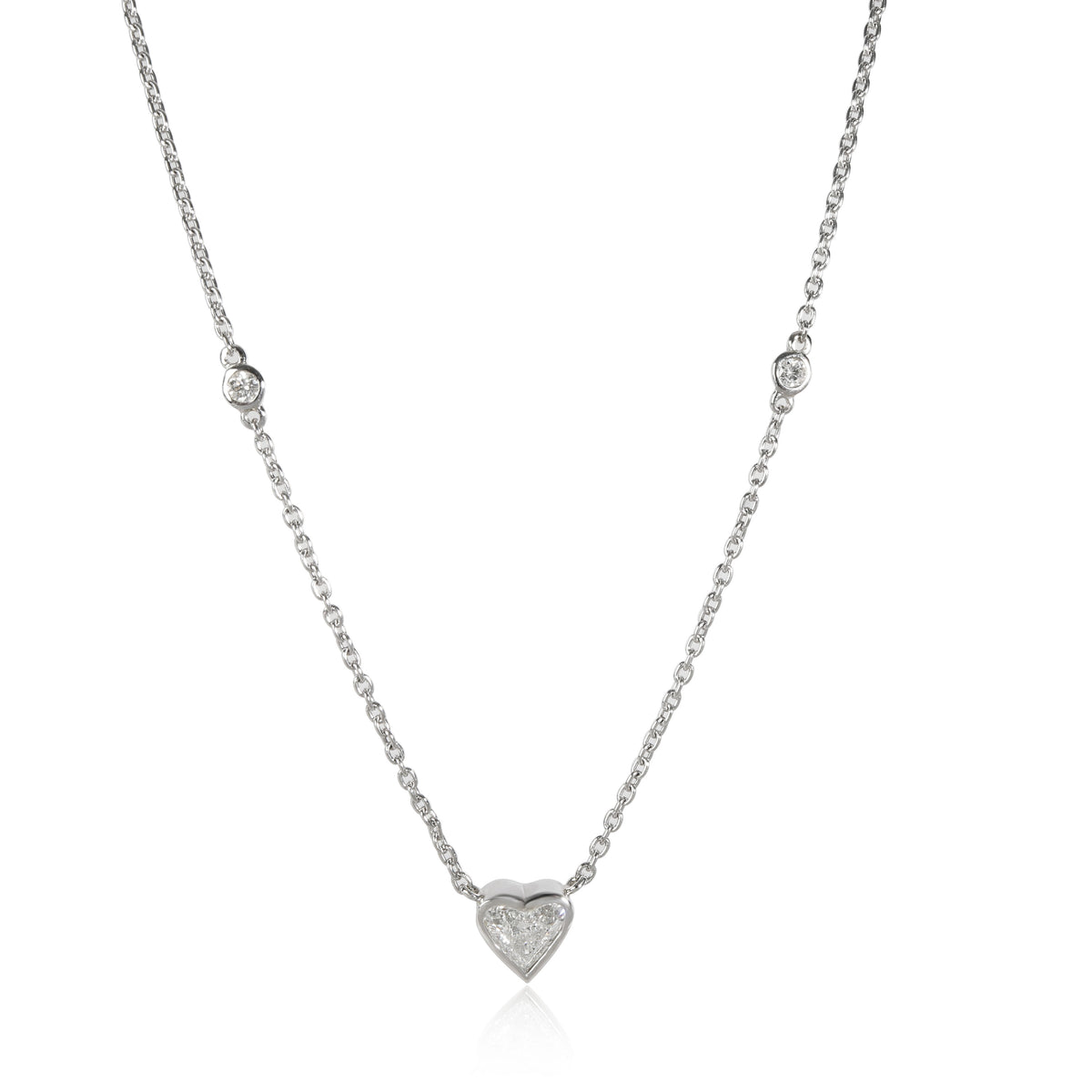 Bezel Set Diamond Station Heart Necklace in Platinum H-I I1 1.65 CTW