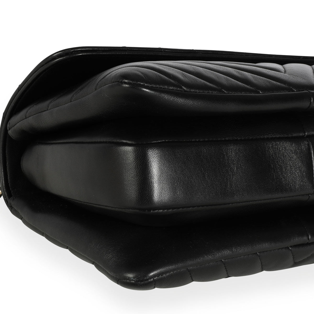 black chanel clutch purse