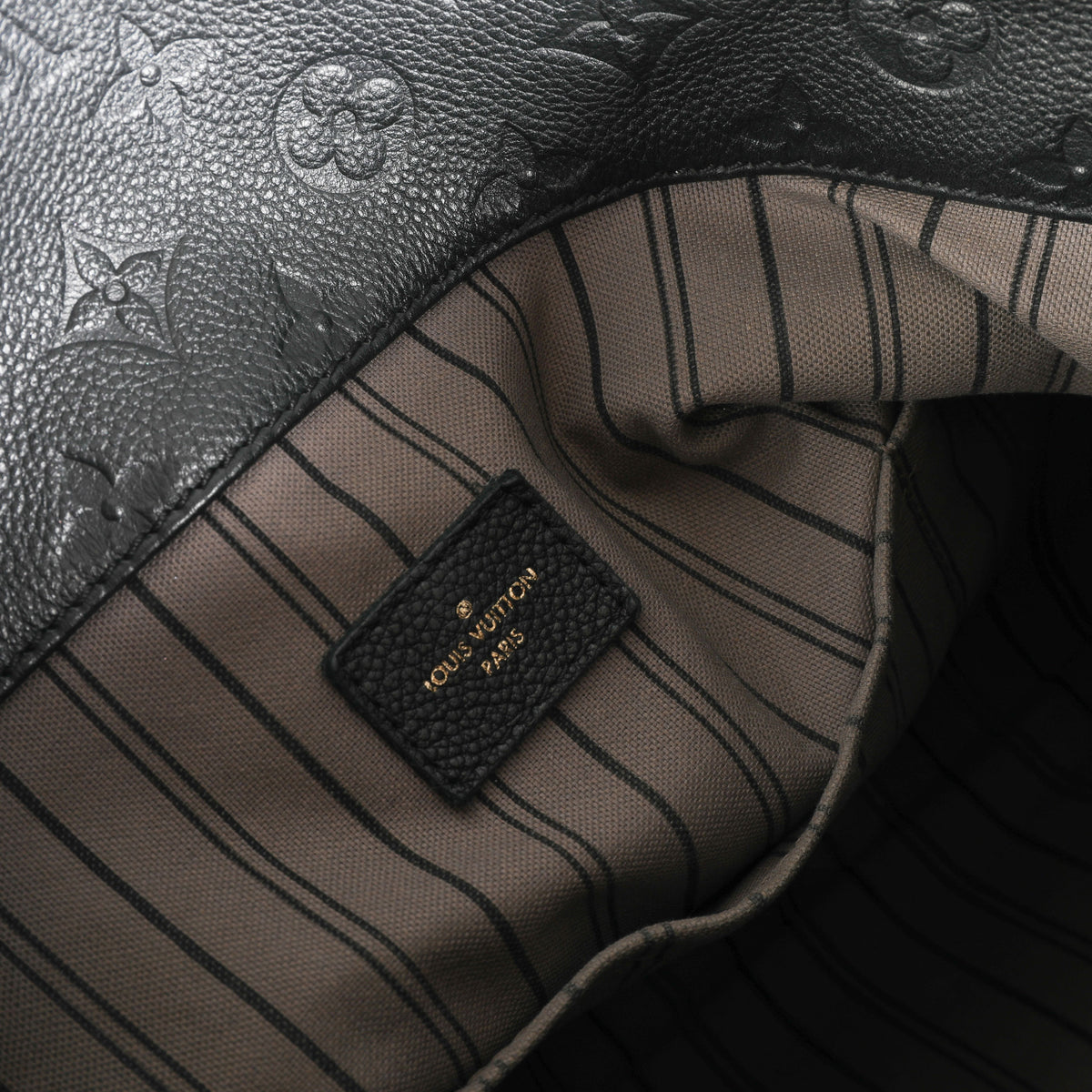 Louis Vuitton Black Monogram Empreinte Artsy MM – myGemma