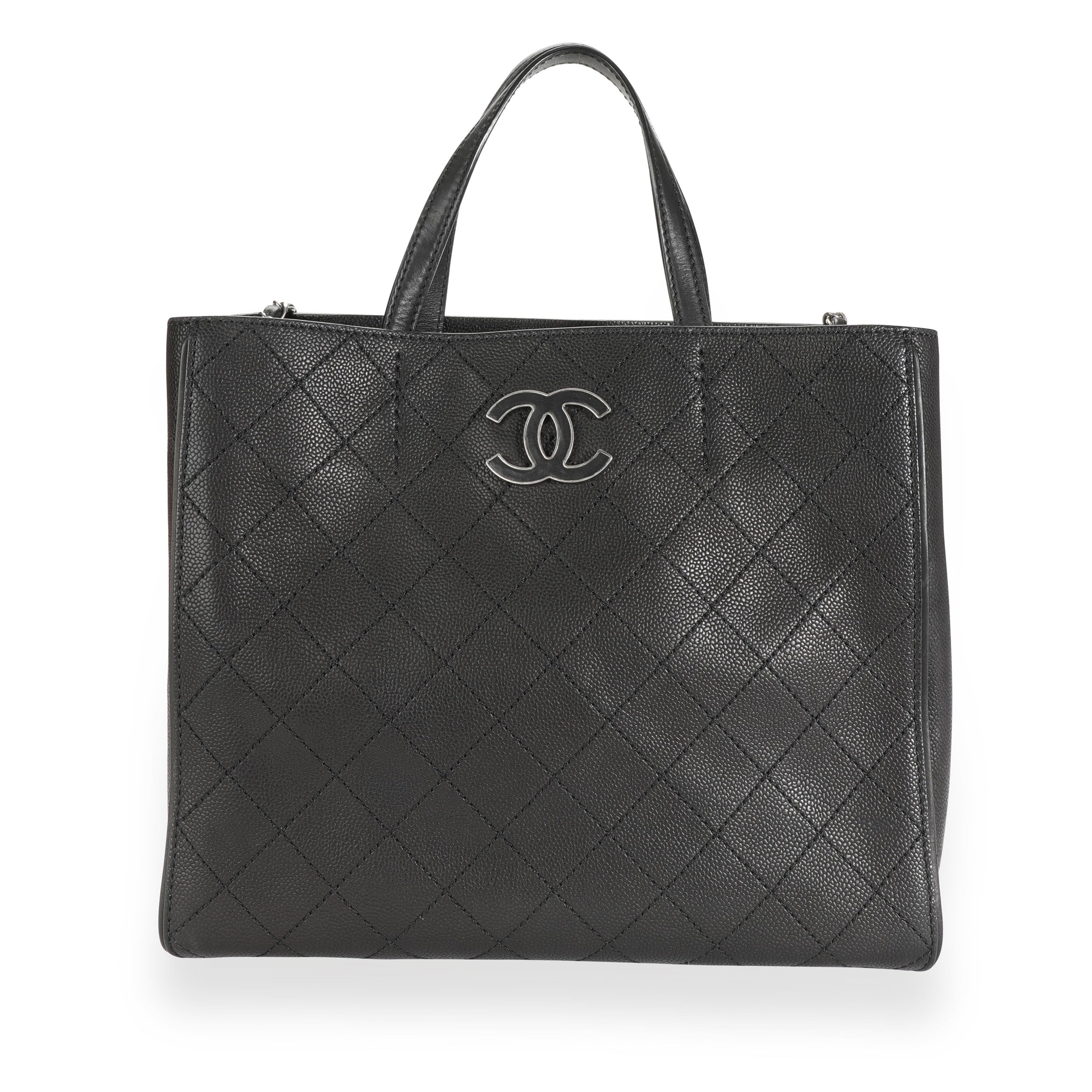 CHANEL ハンプトンスタイル エコバッグ Chanel Black Stitched Grained Calfskin Hamptons Tote | myGemma