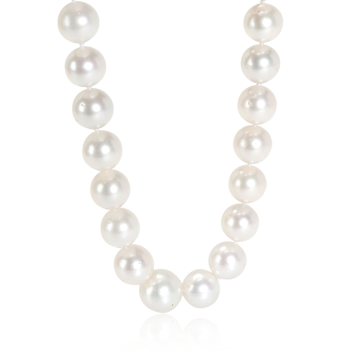 Graduated Cultured Pearl Necklace From 14mm To 28mm With Crystal Clasp
