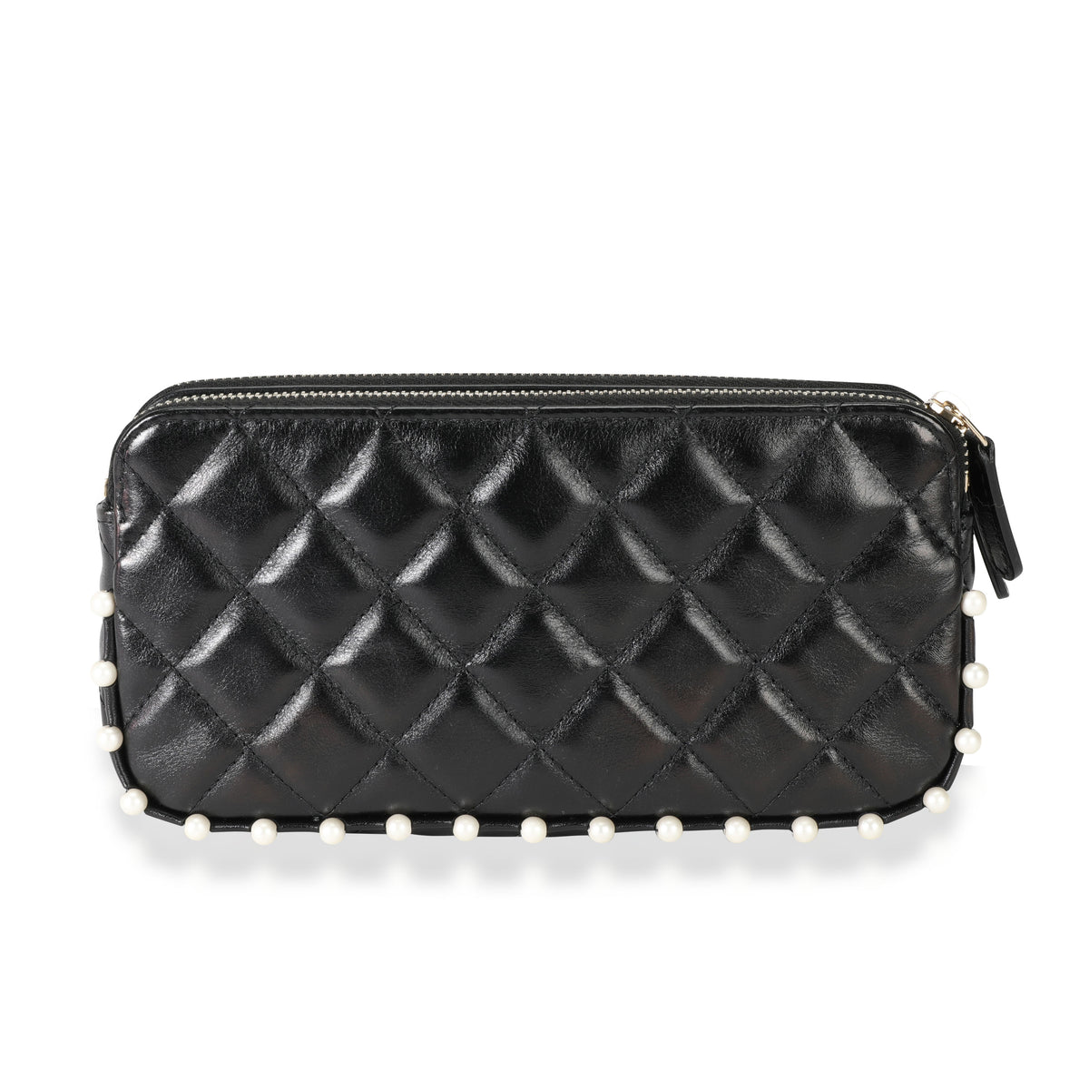 CHANEL Pre-Owned 2019 pearl-embellished Clutch Bag - Farfetch