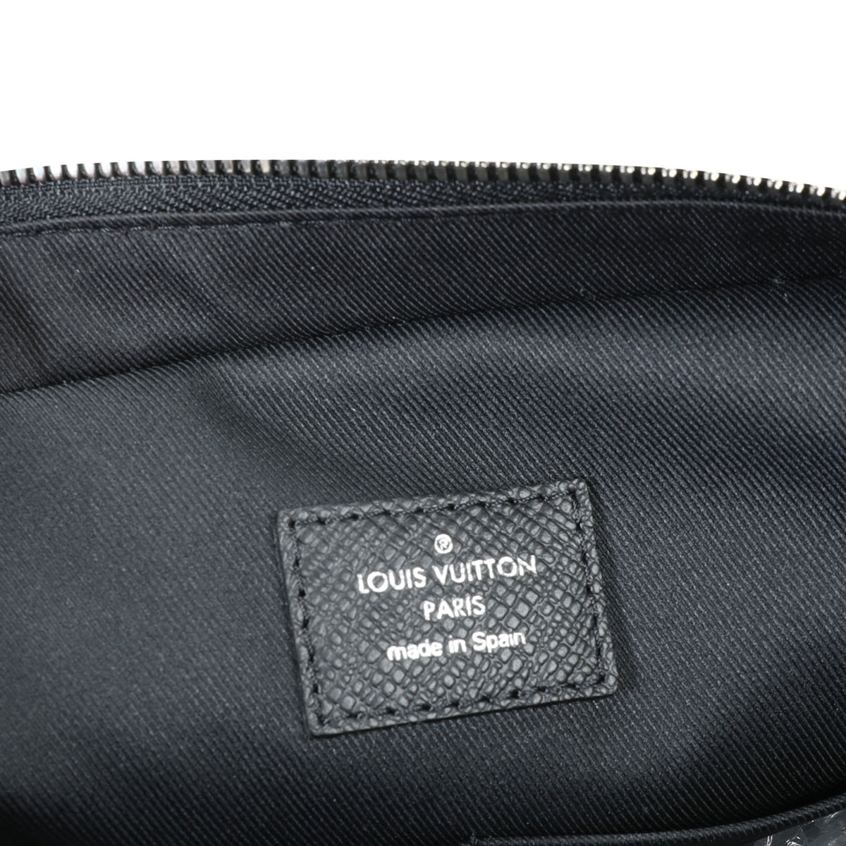 Louis Vuitton Black Taiga Leather Alex Messenger PM