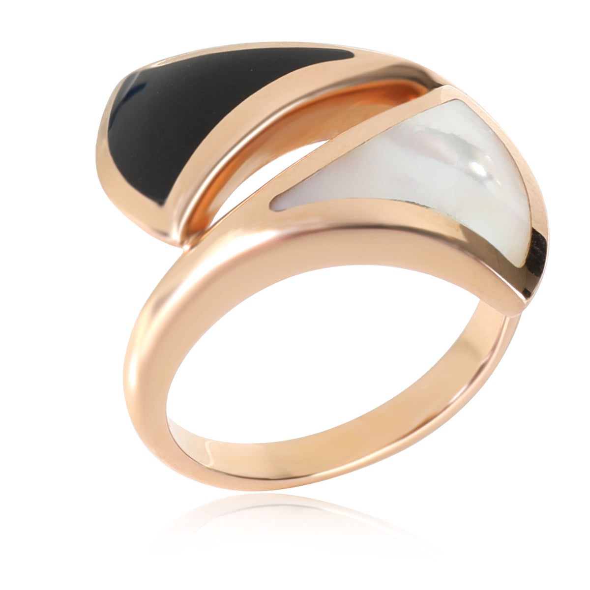 Bulgari Divas Dream Mother Of Pearl Onyx Ring in 18k Rose Gold