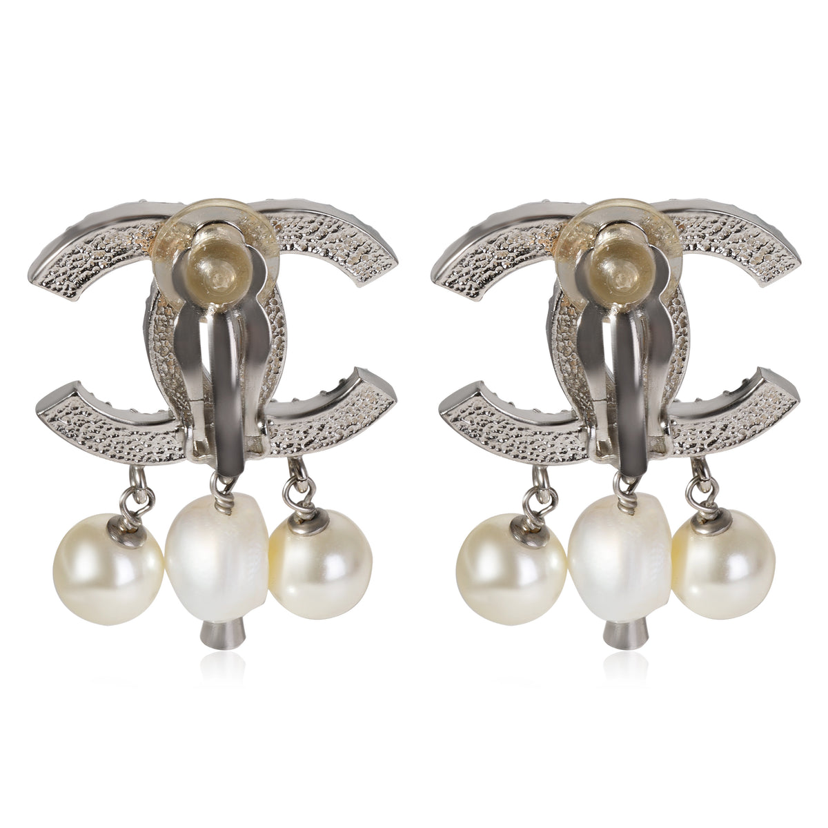 2022 Seashell 'CC' Earrings, Authentic & Vintage