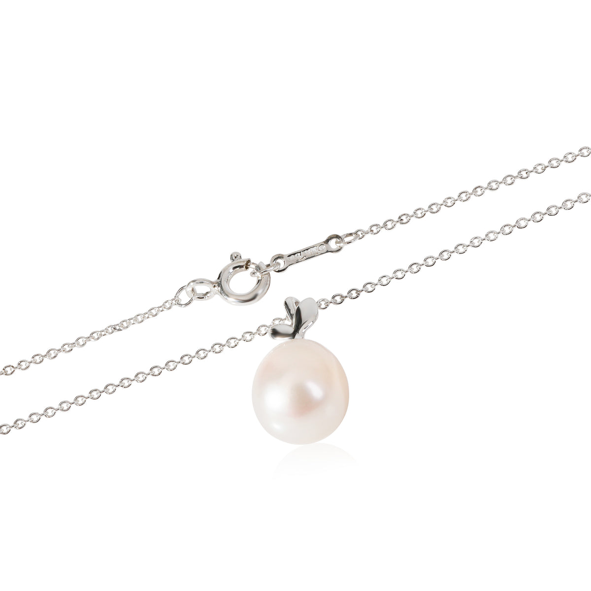 Tiffany olive deals leaf pearl pendant