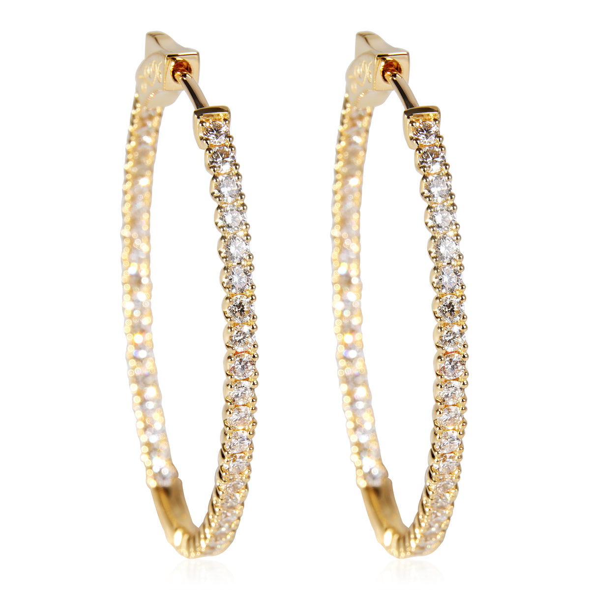 Diamond Oval Hoop Earring in 18k Yellow Gold (1.92 CTW)