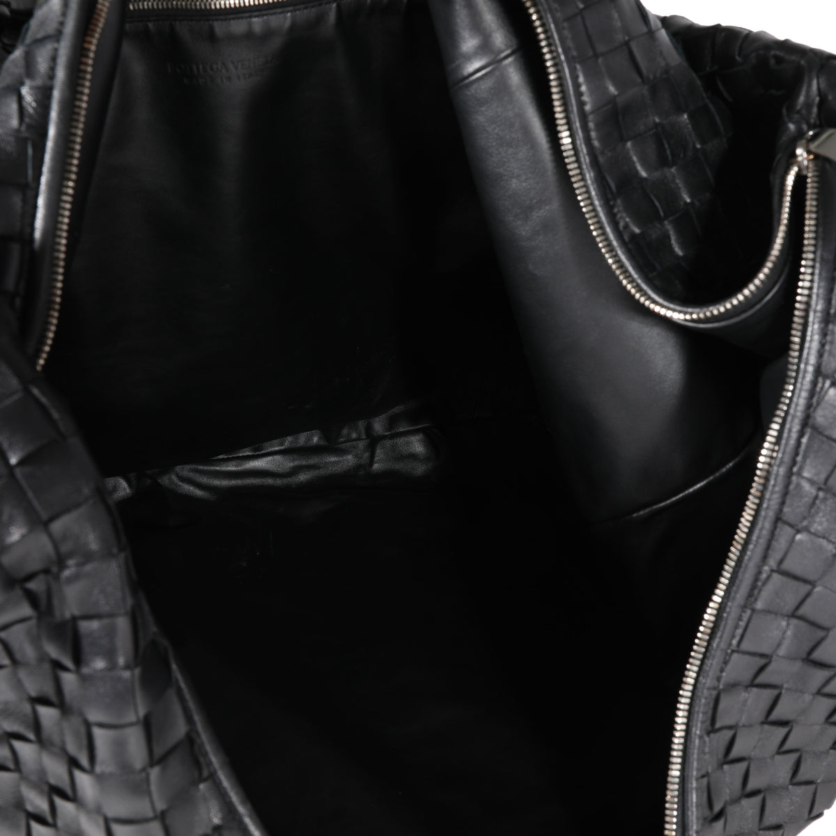 Shop Bottega Veneta Maxi Jodie Leather Hobo Bag