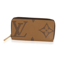 Louis Vuitton Monogram Giant Zippy Wallet