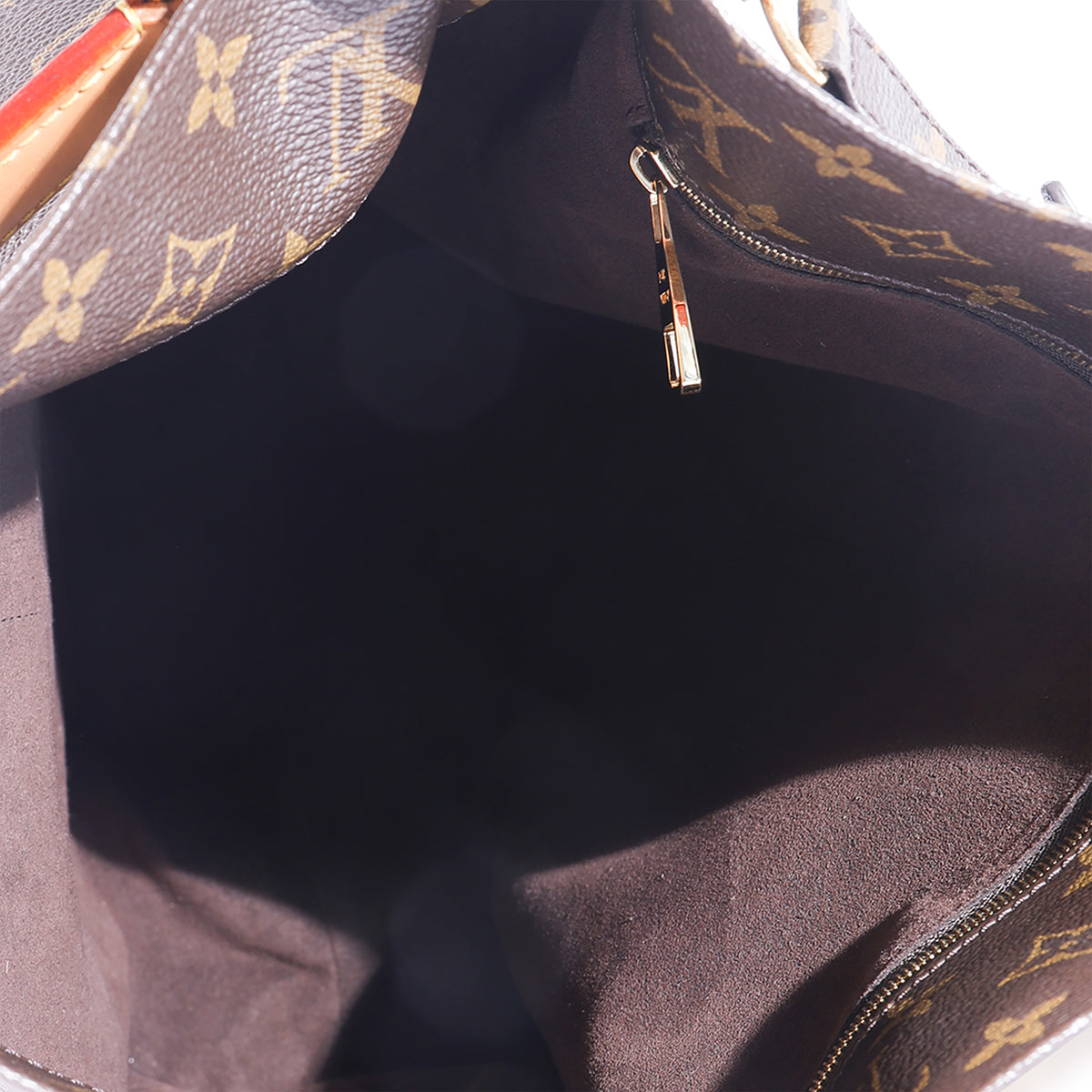 Louis Vuitton Pre-Loved Metis hobo bag for Women - Brown in Oman