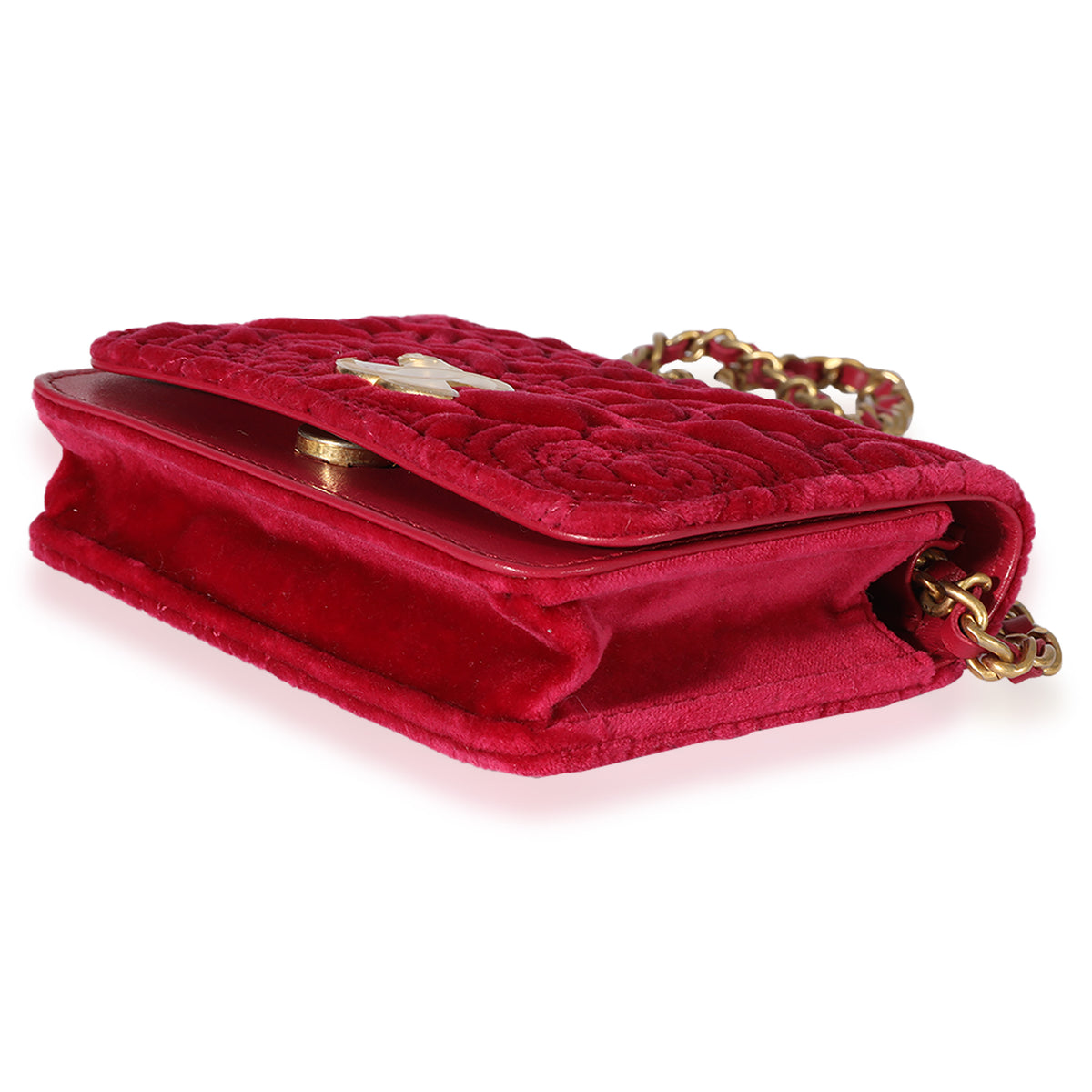 Chanel Pearl Crush Quilted Flap Coin Purse With Adjustable Chain, Fuchsia  Velvet with Gold Hardware, New in Box - Julia Rose Boston