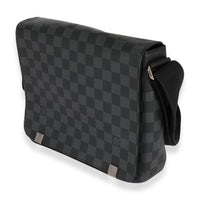 Louis Vuitton Damier Graphite Canvas District NM