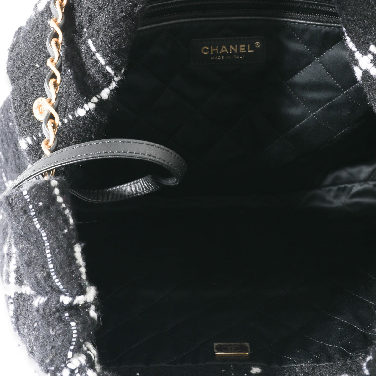 CHANEL Tweed Quilted Chanel 22 Black Ecru 1133438