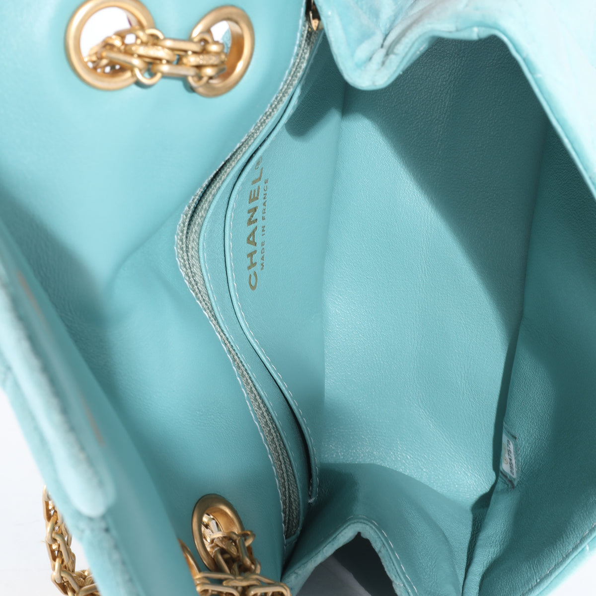 Chanel Blue Quilted Velvet Mini 2.55 Reissue 224 Flap Bag, myGemma, DE